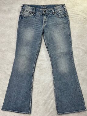 Silver Jeans Women's 32x32 Suki Bootcut Mid-Rise Medium Wash Curvy Fit Denim